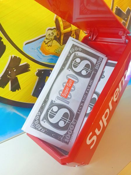 Пістолет для метання грошей Supreme 6219-kk0031 фото