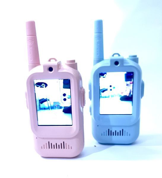 Відео-рації з екраном і відеочатом для дітей &mdash; HD Video Walkie Talkies (рожевий + блакитний) 16116-kk1144 фото